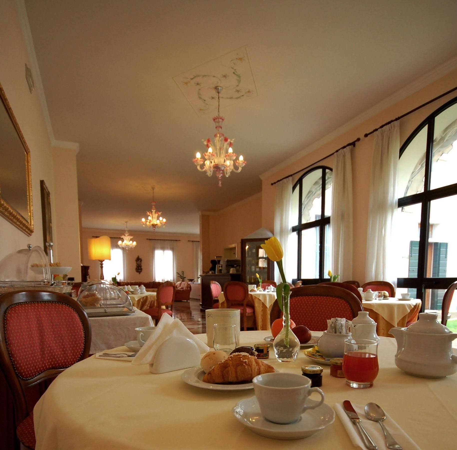 Hotel Isola Di Caprera Mira