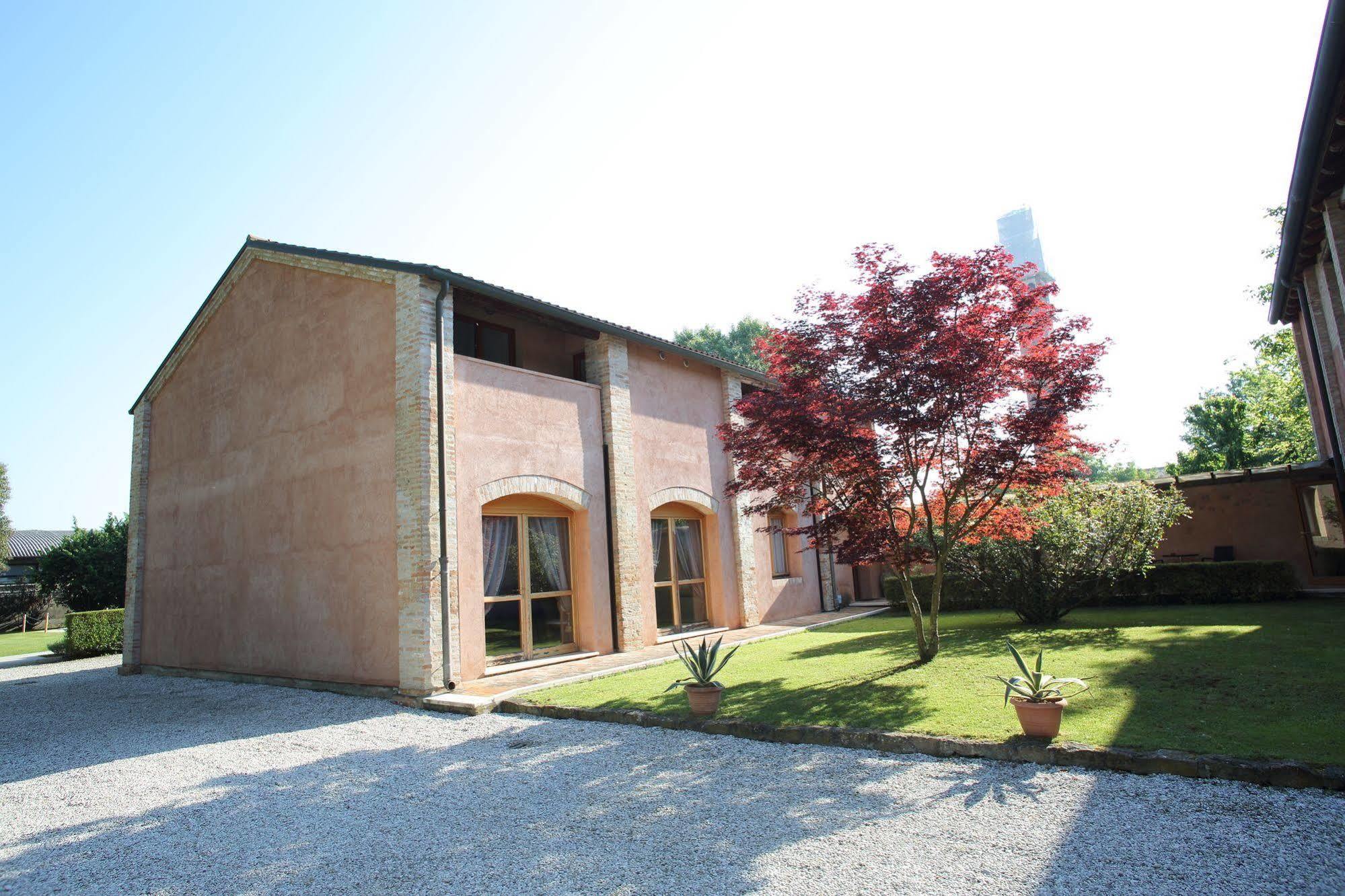 Isola Di Caprera Mira