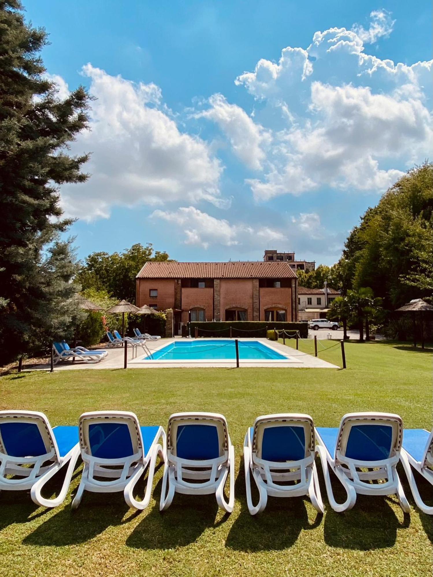 Hotel Isola Di Caprera Mira
